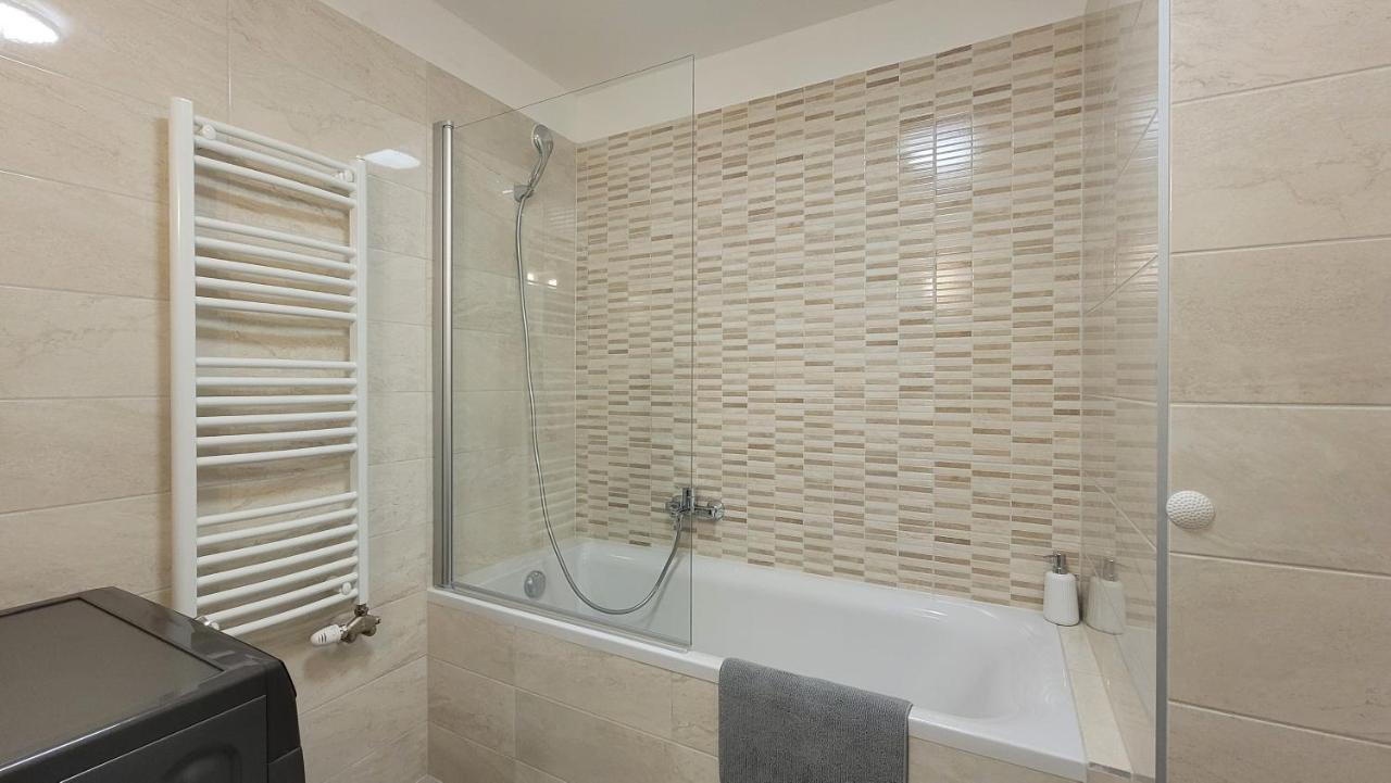 Mm D Home Apartment Budapest Luaran gambar
