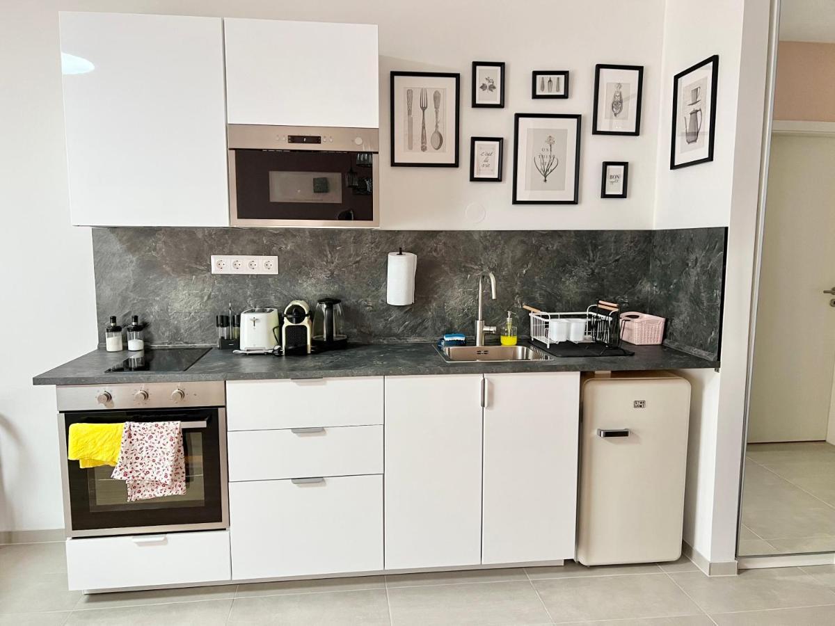 Mm D Home Apartment Budapest Luaran gambar