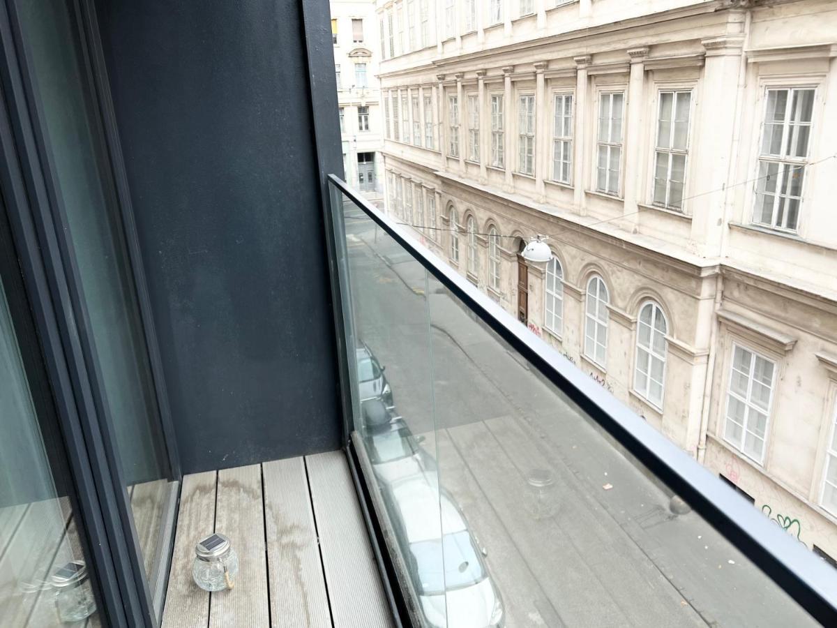 Mm D Home Apartment Budapest Luaran gambar