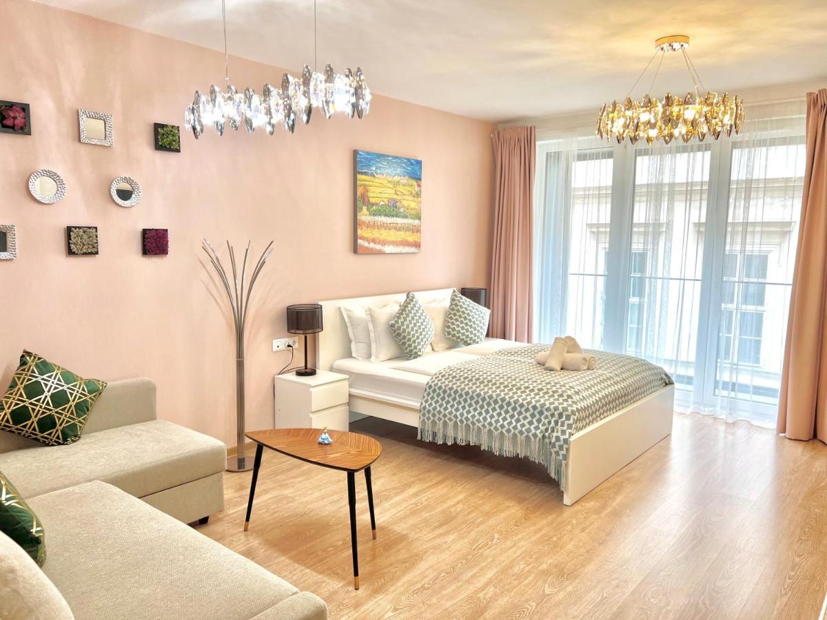 Mm D Home Apartment Budapest Luaran gambar