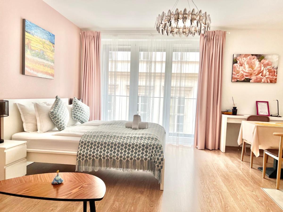 Mm D Home Apartment Budapest Luaran gambar